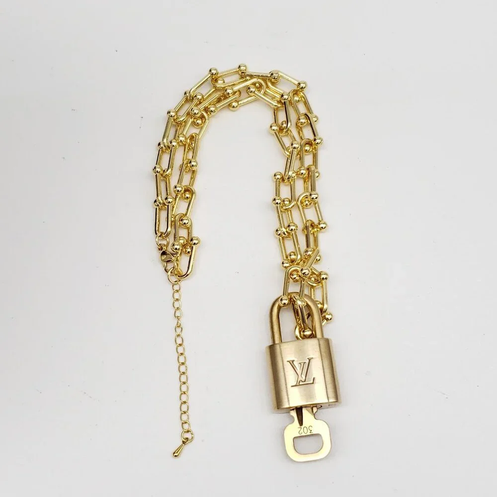 Authentic Louis Vuitton Gold Padlock with Unbranded Gold plated Chain - Picture 6 of 8